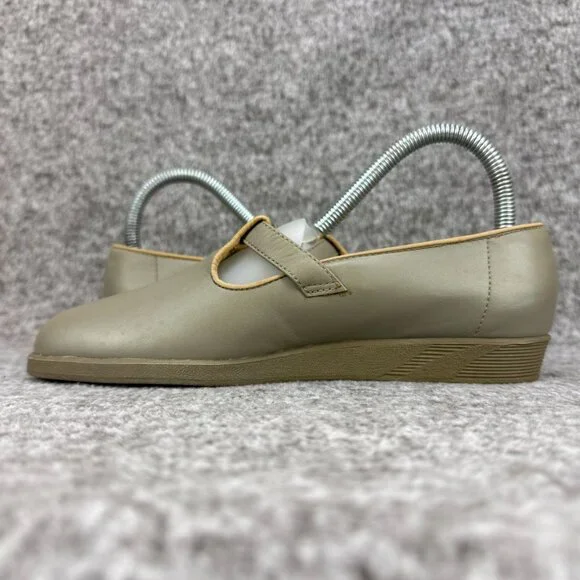 ✅ Womens 6.5M Softspots Comfort Shoes Gray/Tan Leather Mary Jane Casual Flats - Picture 8 of 12
